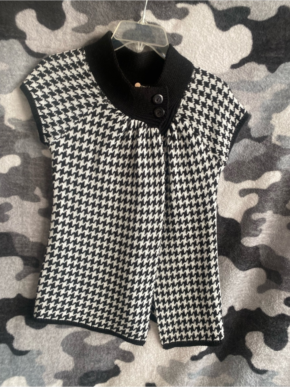 Vintage Mingle Houndstooth